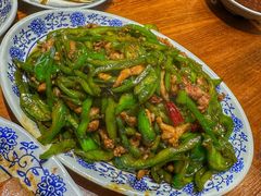 -老天桥酱肉烧饼夹肘子(天桥店)