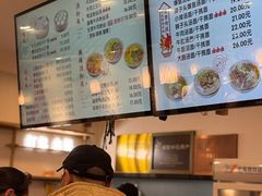 -佬钱湾仔(衣裳街店)