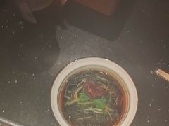 酸辣蕨根粉-鸣记脆皮烤鱼·海鲜烤鱼(亿合城店)