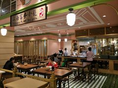 大堂-大食代美食广场(上海中心店)