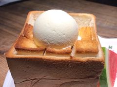 面包诱惑-蜜桃餐厅·江浙融合菜(荟聚购物中心店)