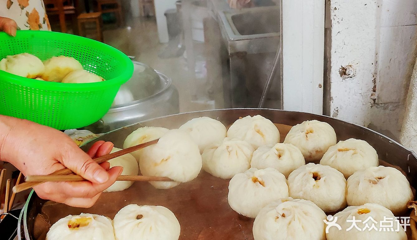 到了开化必打卡冠军水煎包-小女儿馄饨煎包