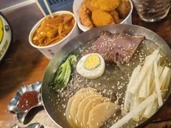 冰沙骨汤冷面-米屋石锅拌饭(师大店)
