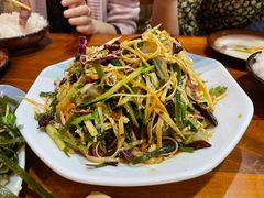 -六禾熏酱小酒馆·东北菜(海甸岛店)