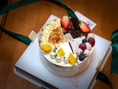 -山与蓝·轻糖鲜果蛋糕(勒泰店)