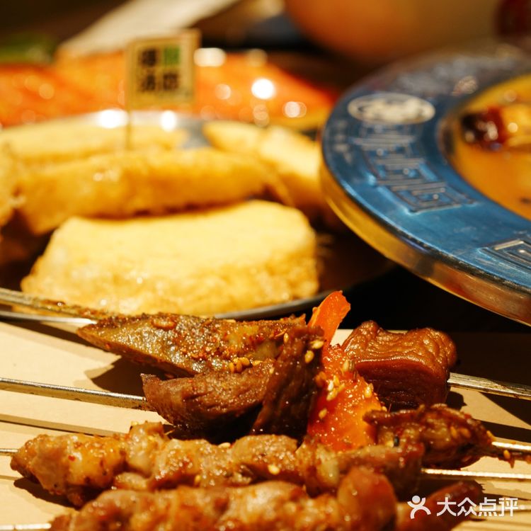 破店肥哈|终于吃上了这家🔥遍全网的东北必吃榜烧烤店‼️