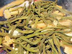 -屯老二农家铁锅炖·行业领军者(梅江店)