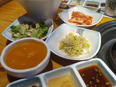 -唯成•韩国炭火烤肉 유성고기