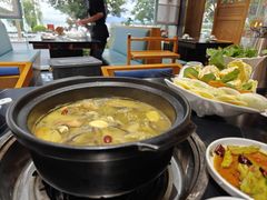 -野菌皇海景野生菌火锅(滨海大道店)