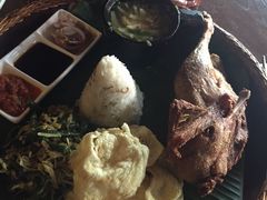 -Pundi Pundi Restaurant