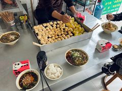 -余庆小吃(小吃一条街店)