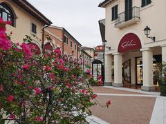 -佛罗伦萨小镇广佛名品奥特莱斯(疏港路店)