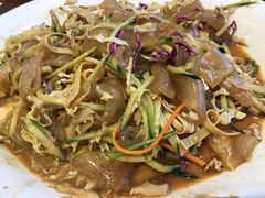 -赶海部落海鲜城(海阳路店)