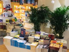 自助取餐区-新华里咖啡书吧(新华书店小寨店)