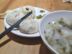 -凤起龙游老面包子(凯德晶品店)