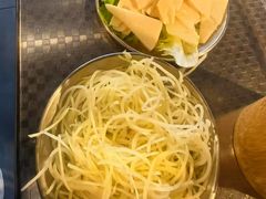 -鹿鸣山草本茶香火锅(园西路店)