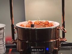 -牛YO寿喜烧·铁板烧和牛火锅自助(市府恒隆店)