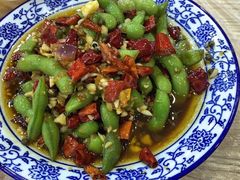 -江城燕子大排档(江汉路步行街店)