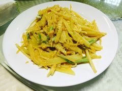 蛋黄土豆丝-南翔饭店