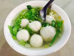 -六合夜市