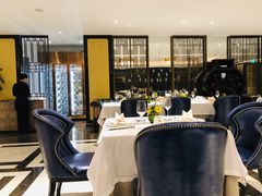 大堂-Yan Ting 宴庭中餐厅(上海静安瑞吉酒店)