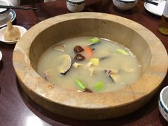 -双廊杨记石锅鱼石锅牛肉