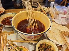 -拈签一笑黄牛肉辣卤串串