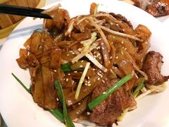 -新大咀港式茶餐厅(宝山万达店)