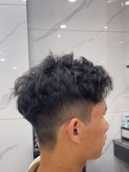 -七分屋LA·烫发·染发·剪发