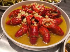 -龙巢盱眙龙虾·牛蛙·烧烤宵夜(八卦岭店)