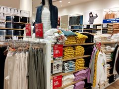 -优衣库(东莞汇一城店)