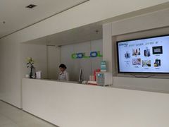 -卡罗酒店(东门晒布地铁站店)