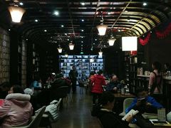 -钟书阁(松江泰晤士小镇店)