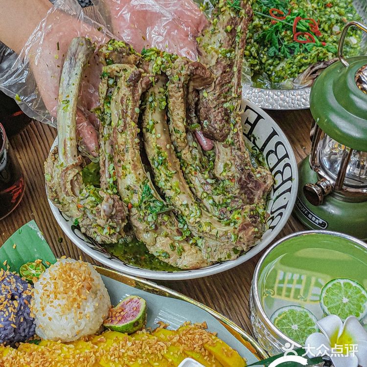 版纳必吃泰餐‼️泰式火山排骨 lisa同款