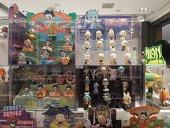 -泡泡玛特POPMART(蓝色港湾店)