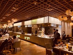 -雍和会海鲜姿造自助(湖东路店)