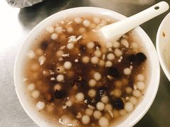 -芳婆糕团店(王府大街店)