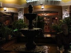 -火车头法国西餐厅