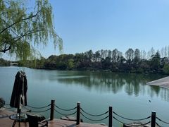 -上海怡沁园度假酒店