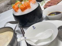 -红鼎豆捞·非遗鲍皇汤火锅(宝丰路店)