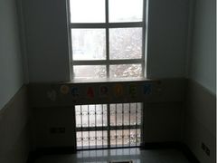 -北京市海淀外国语实验学校