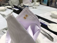 -红鼎豆捞·非遗鲍皇汤火锅(宝丰路店)