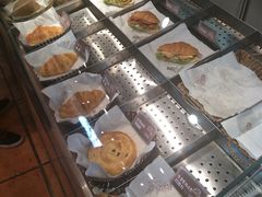 -劳顶笨咖啡(丽水宜家店)