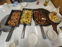 -老东镇啤酒屋海鲜加工·蒸汽海鲜·海鲜烧烤(台东店)