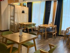 大堂-四姑娘山阿巴郎·藏式花园餐厅