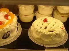 -红宝石·鲜奶小方·海派西点房(丰庄店)