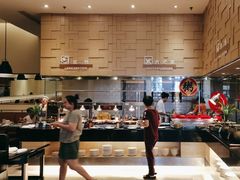 -亚龙湾希尔顿自助餐厅·海鲜·烧烤·沙滩BBQ·现场乐队
