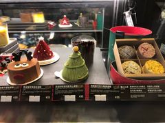 -星巴克臻选(莘庄仲盛店)