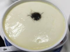 牛奶芝麻糊-翠苑甜品专家(北角道店)
