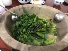 -姚记抚仙湖石锅鱼庄